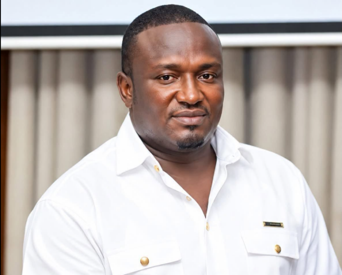 The District Chief Executive (DCE) for Ahafo Ano South West District in the Ashanti Region, Hon. Abubakar Sedik, has sadly passed away after a brief illness.