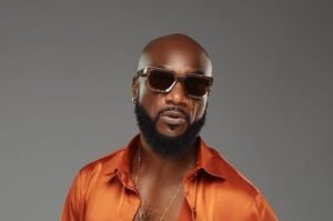 Kwabena Kwabena Calls Out FDA after Finding Discolored Sachet Water From Same Bag 