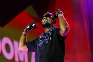 Sarkodie Advises Fans: "Building Your First Home? Don't Go Big"